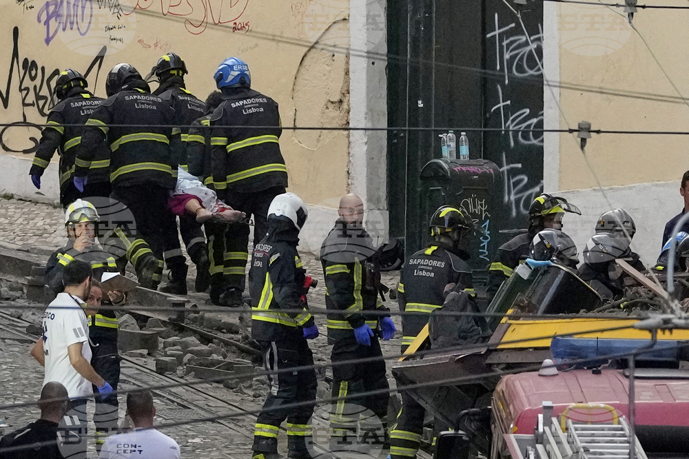 Portugal Funicular Derails
