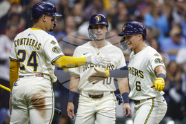 Phillies Brewers Baseball