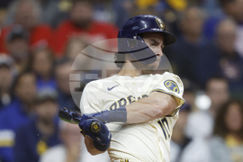 Phillies Brewers Baseball