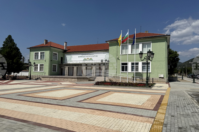 Гурково - площад „Генчо Къргов“