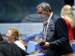 Парламент - заседание