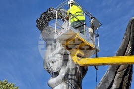 Пловдив - паметник на Съединението - измиване