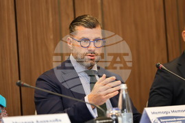 Пловдив - Национална информационна кампания за въвеждане на еврото в България - информационна среща