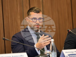 Пловдив - Национална информационна кампания за въвеждане на еврото в България - информационна среща