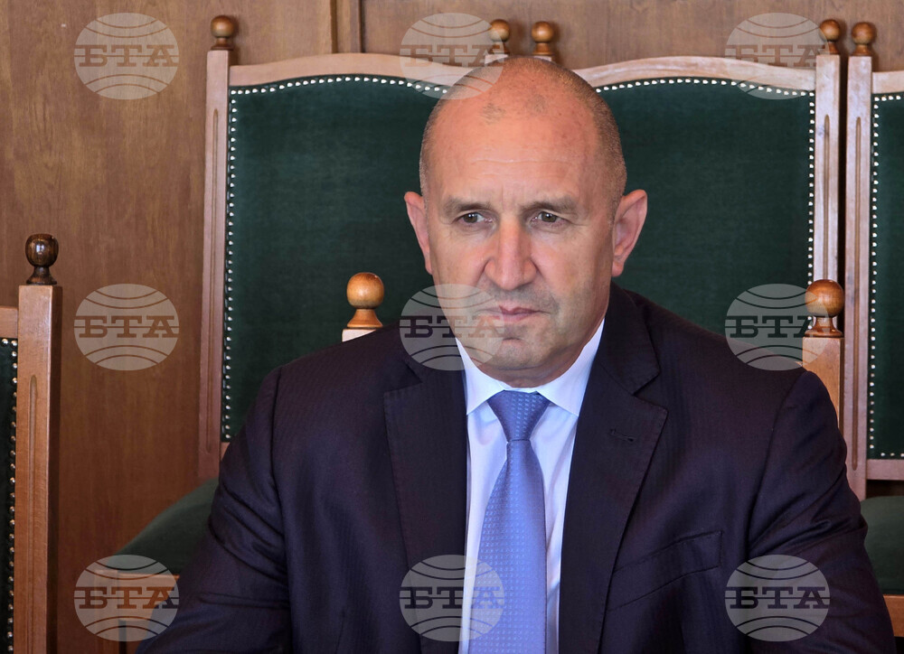 President Discusses Water Shortage Issues with Pleven's Mayor, Regional Governor