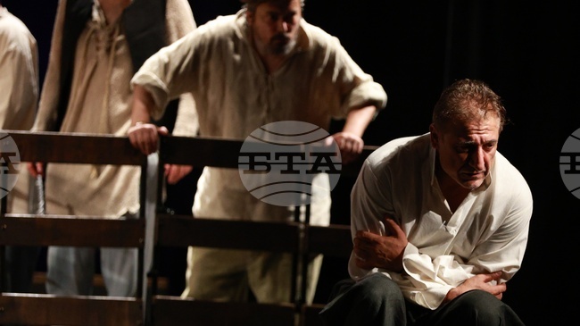 Спектакълът „Гераците” на Русенския драматичен театър „Сава Огнянов” гостува в Ямбол на 20 март