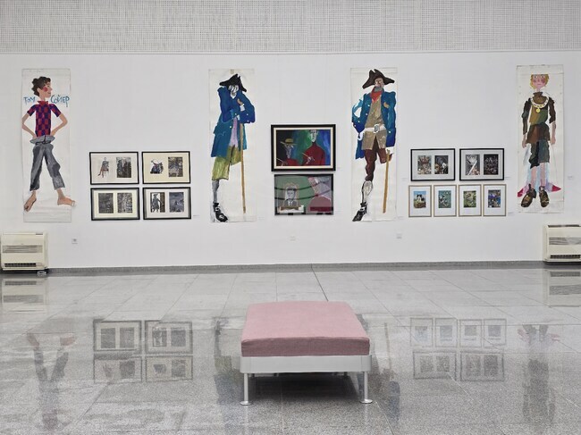 Exhibition Honouring Bulgarian Book Illustrator Lyuben Zidarov Opens in Plovdiv