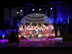 Пловдив - Деси Добрева - концерт-спектакъл "Гиздава"