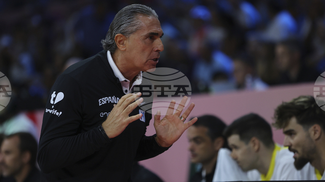 Треньорът на баскетболния Реал Мадрид Серджо Скариоло разкри за трудности при пътуването на тима до България