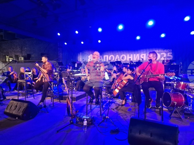 Созопол - "Аполония" - концерт "Една нощ в операта с музиката на Queen"