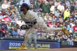 Phillies Brewers Baseball