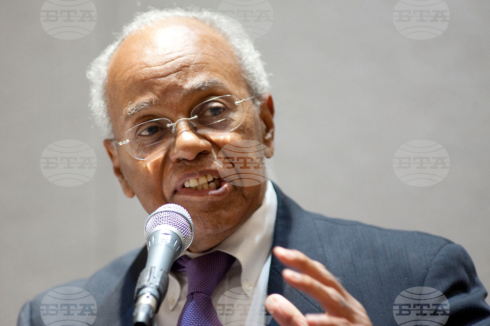 Obit McNeil