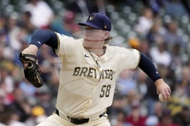 Phillies Brewers Baseball