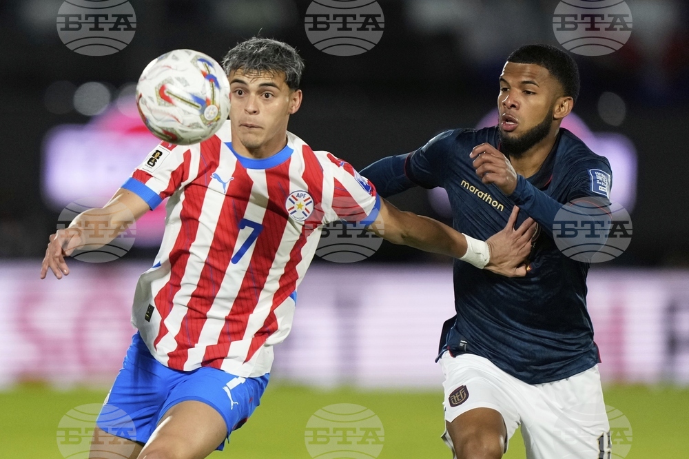 Paraguay Ecuador WCup Soccer
