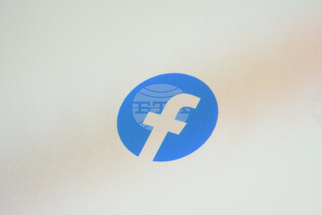 Около 80 процента от гърците подкрепят забрана на социалните мрежи за деца под 15 години, показва проучване