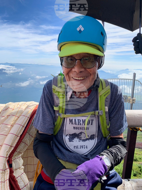 Японец на 102 години стана най-възрастният човек, изкачил Фуджи