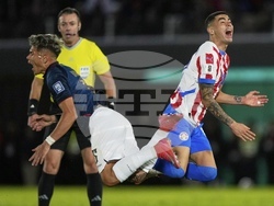 Paraguay Ecuador WCup Soccer