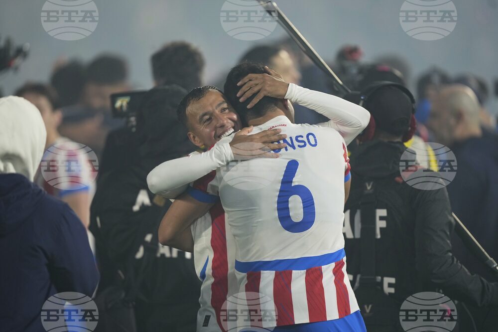 Paraguay Ecuador WCup Soccer