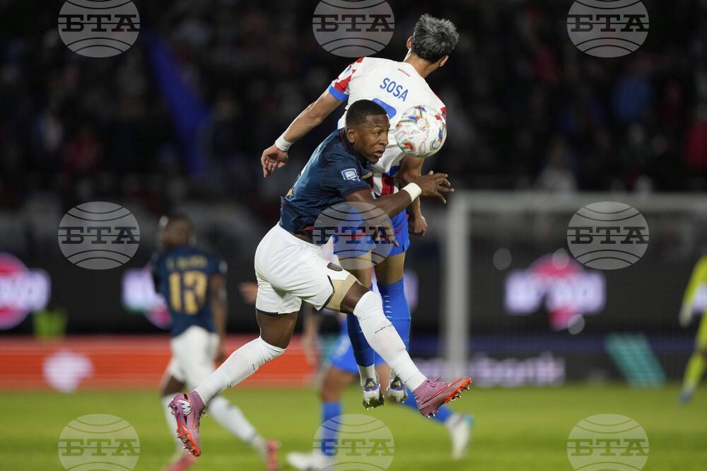 Paraguay Ecuador WCup Soccer