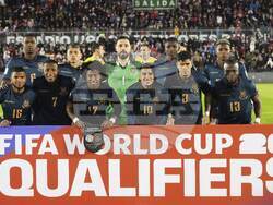 Paraguay Ecuador WCup Soccer