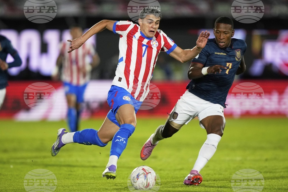 Paraguay Ecuador WCup Soccer