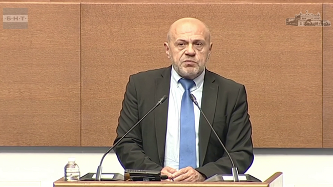 България ще финансира със средства по инструмента SAFE дяловото си участие в съвместното предприятие с “Райнметал“, каза вицепремиерът Дончев