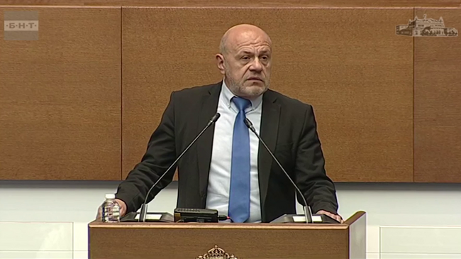 Очаквам второто плащане по НПВУ за над 650 млн. евро до средата на октомври, съобщи вицепремиерът Томислав Дончев в Народното събрание