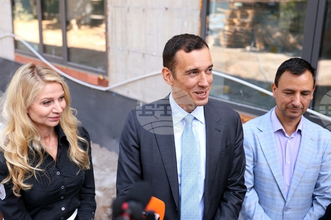 Нужно е обновяване и строг контрол в Столичния електротранспорт, смята кметът на София Васил Терзиев 