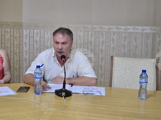 Водата в Плевен е годна за пиене, съобщи директорът на здравната инспекция