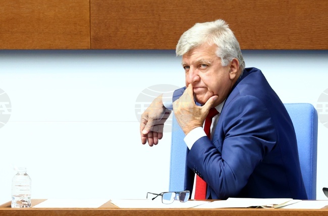 Проблемът с безводието е от години, секторът беше зарязан, каза министърът на околната среда и водите Манол Генов