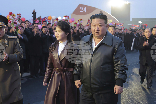 Ким Чен-ун отбеляза 80-годишнината на севернокорейските ВВС и изтъкна ролята им в ядреното възпиране