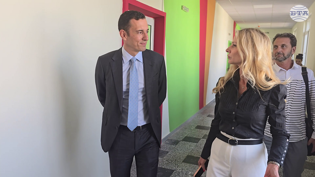 Новото крило на 55-о СУ "Петко Каравелов" в София ще приеме 300 деца от февруари 2026 г., съобщи кметът Васил Терзиев