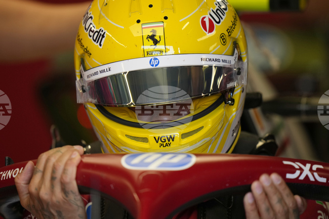 Люис Хамилтън даде най-добро време в първата свободна тренировка на Формула 1 в Монца