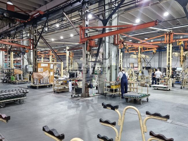 Субсидиите за индустриален капацитет подобряват ключови икономически показатели на българските малки и средни предприятия, според анализ 