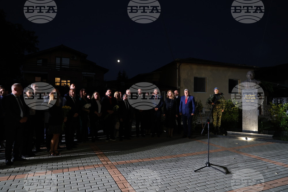 Село Първенец - Тържествена заря - проверка