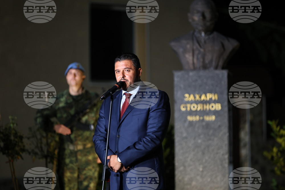 Село Първенец - Тържествена заря - проверка