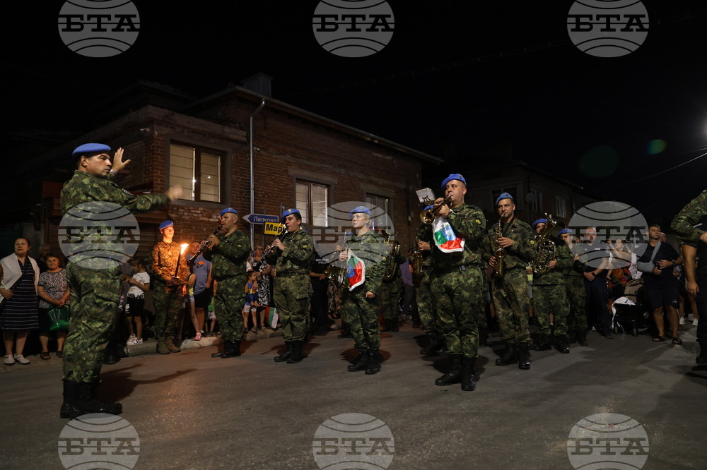 Село Първенец - Тържествена заря - проверка