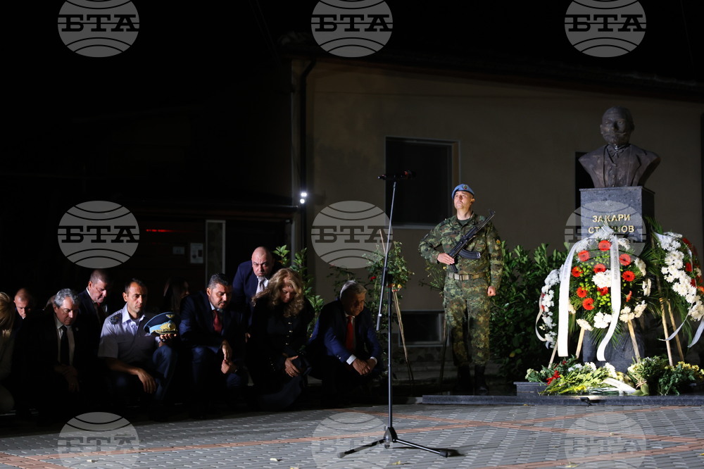 Село Първенец - Тържествена заря - проверка