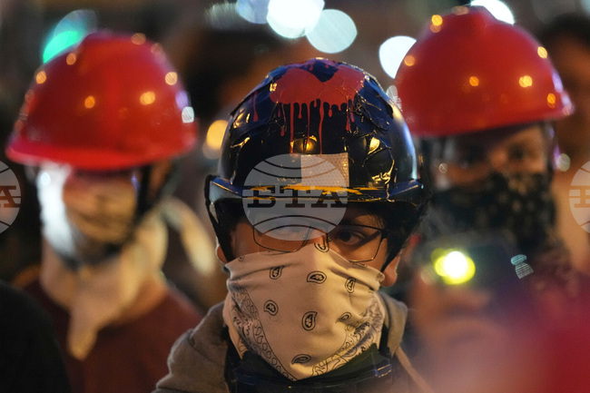 Безредици избухнаха в Нови Сад по време на антиправителствен протест 