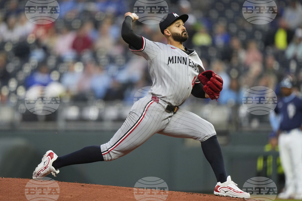 Twins Royals Baseball