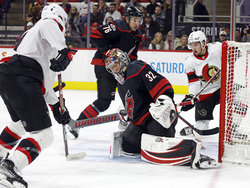 Senators Hurricanes Hockey