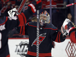 Senators Hurricanes Hockey