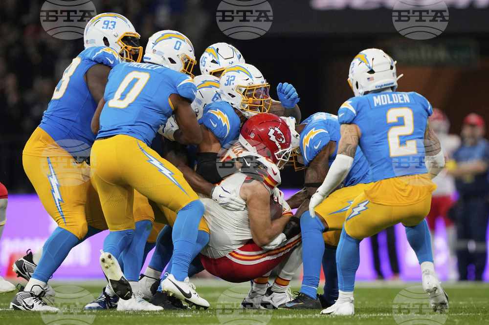 APTOPIX Chiefs Chargers Football