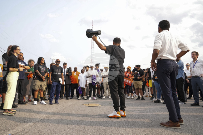 CORRECTION Community Walk Baltimore