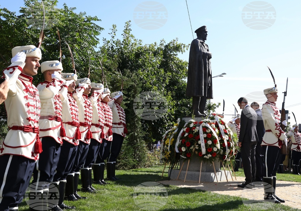Генерал Владимир Вазов - паметник - откриване