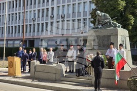 Видин - 140-годишнина от Съединението - тържествено отбелязване - паметникът на Скърбящия войн