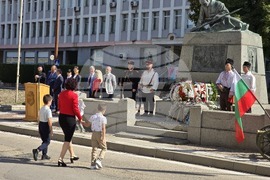 Видин - 140-годишнина от Съединението - тържествено отбелязване - паметникът на Скърбящия войн