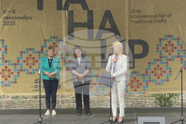 Габрово - музей „Етър“ - Наталия Киселова - панаир на традиционните занаяти - откриване