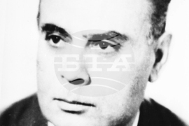 Проф. Стефан Каракостов - театрален и литературен критик