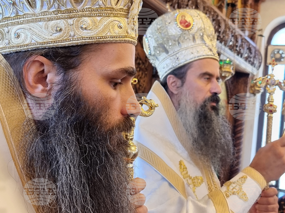 Село Ребро - храм „Св. Николай Мирликийски“ - патриаршеска литургия
